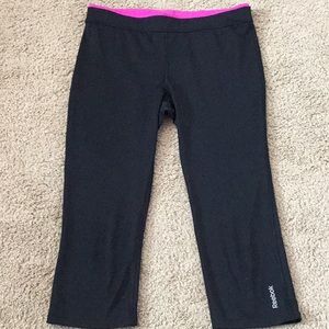Basic black Reebok leggings